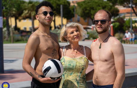 Mature NL invite you to explore a free photos with juvenile lady in porn scene with hot 3some action