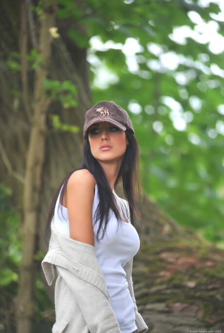 Breath Takers xxx pics collection featuring Bailey has a perfect body